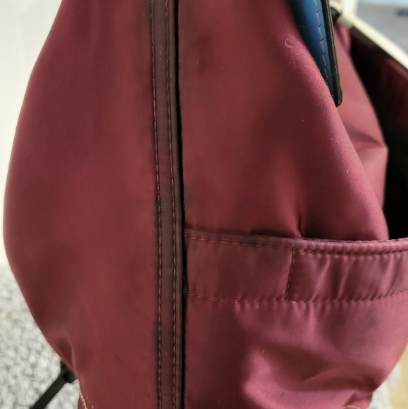 Pre-Owned Coach Hampton Weekend Merlot Shoulder Bag - Picture 12 of 16